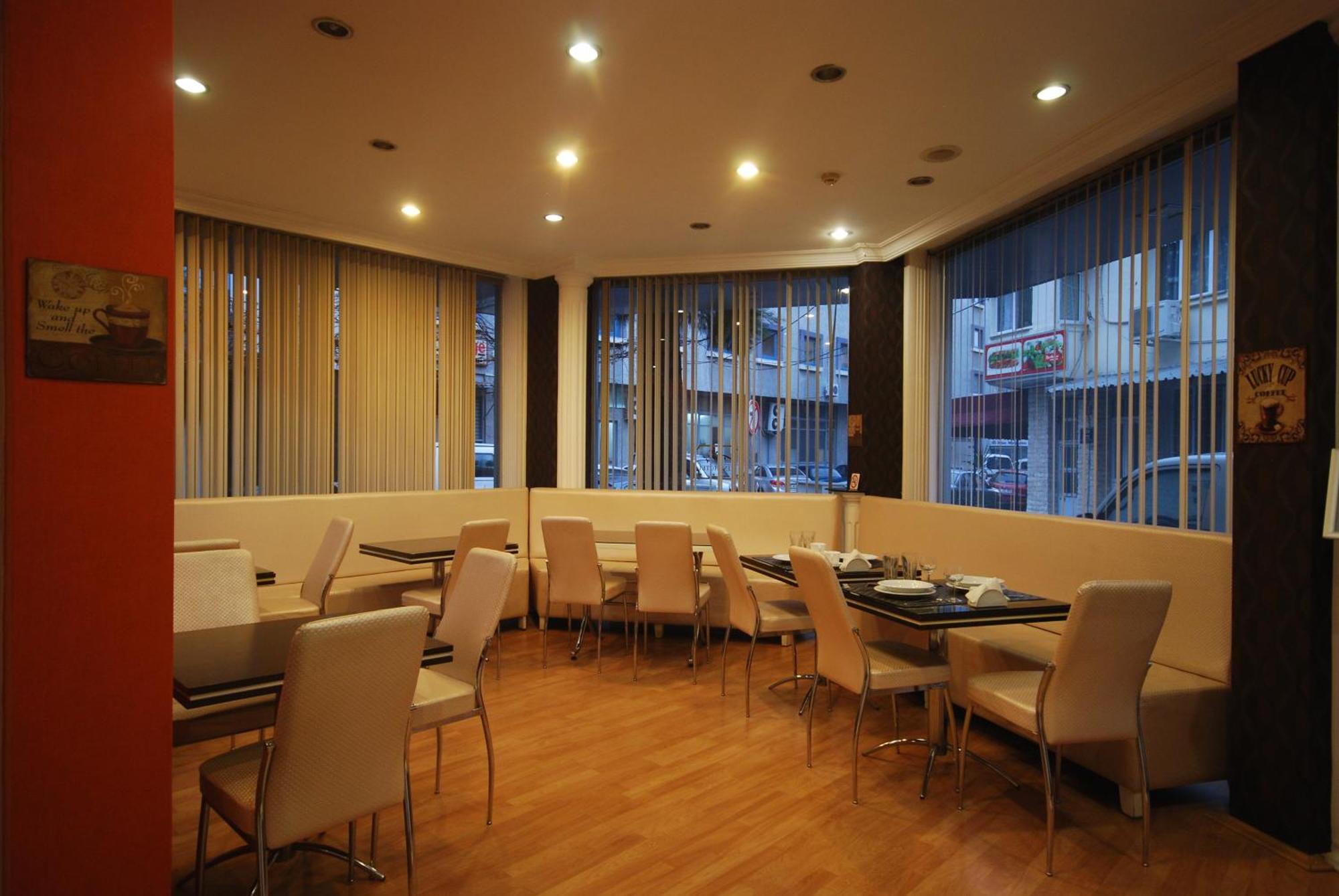 Mini hotel Izmir Eksteriør billede