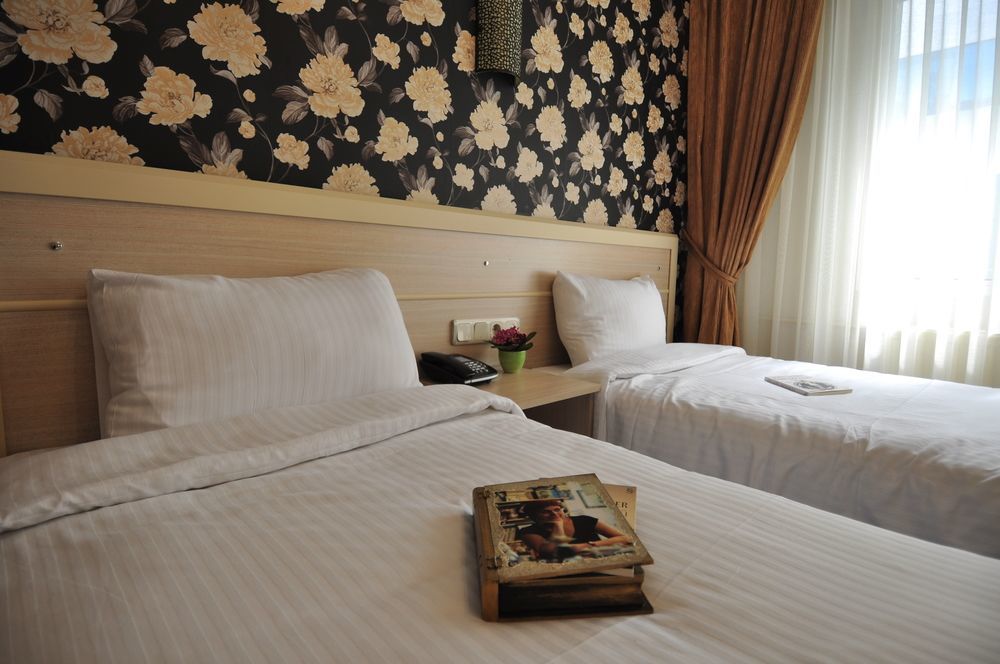 Mini hotel Izmir Eksteriør billede