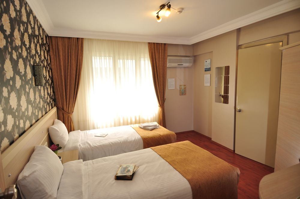 Mini hotel Izmir Eksteriør billede