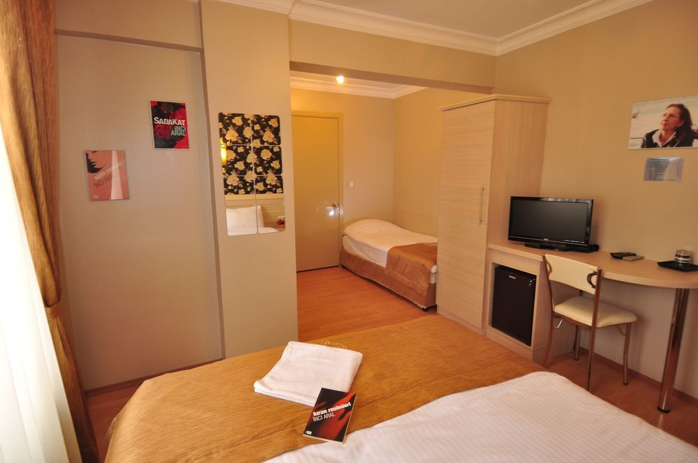 Mini hotel Izmir Eksteriør billede