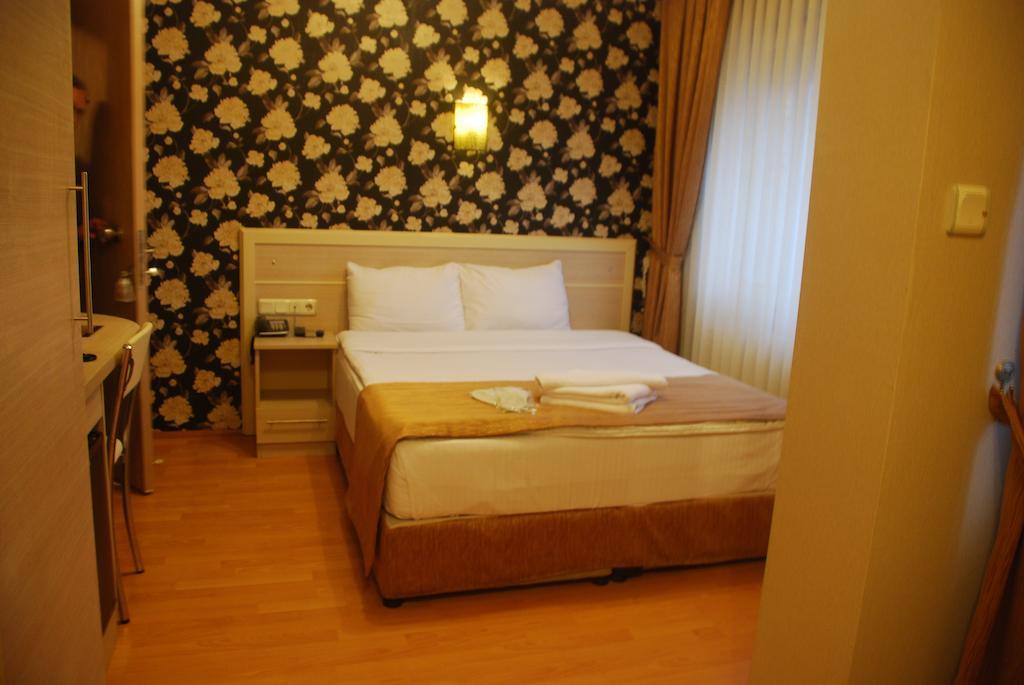 Mini hotel Izmir Eksteriør billede